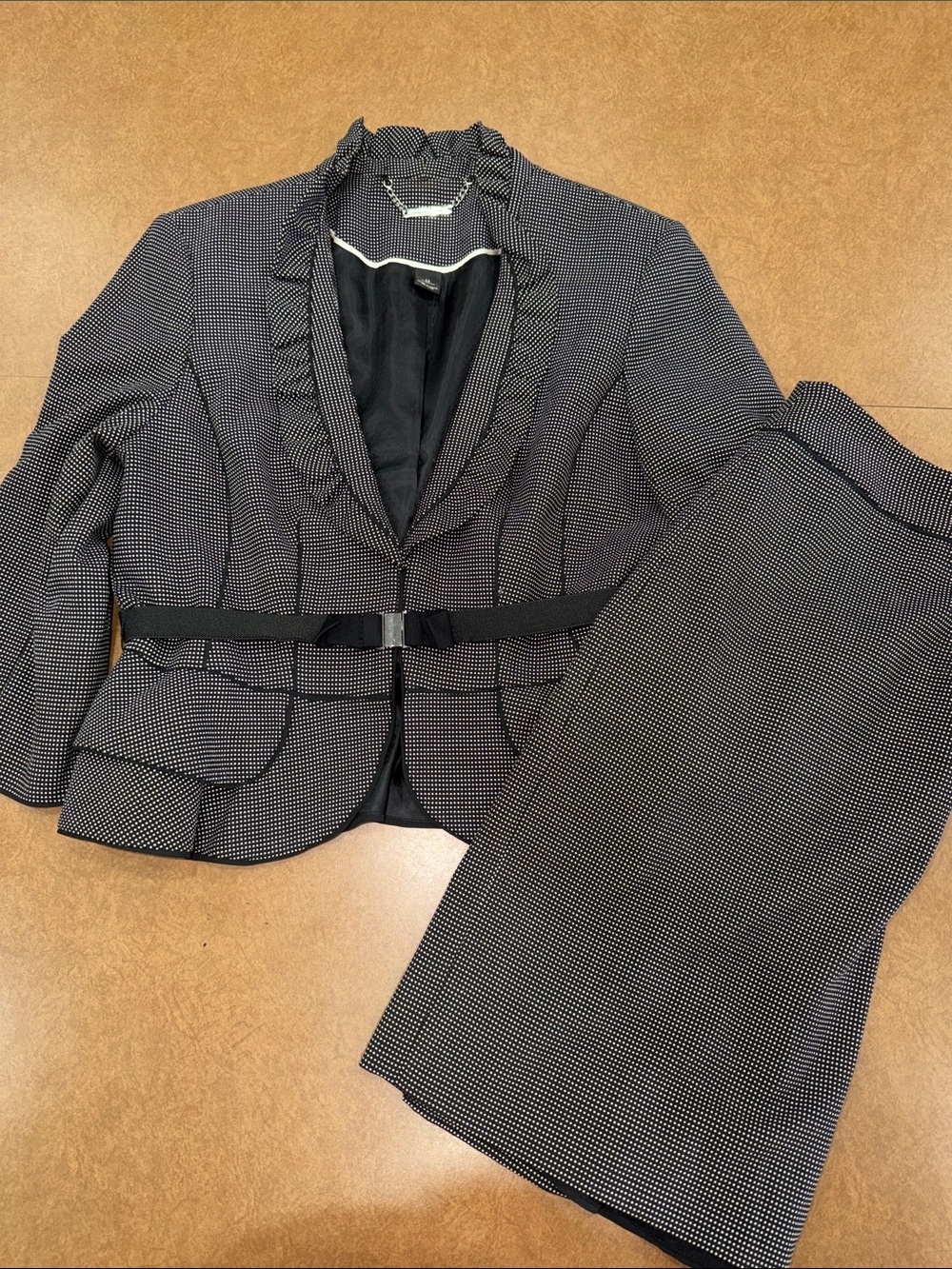 White House Black Market Black Micro-Polkadot Pattern Blazer & Skirt Set •3/4 Sl